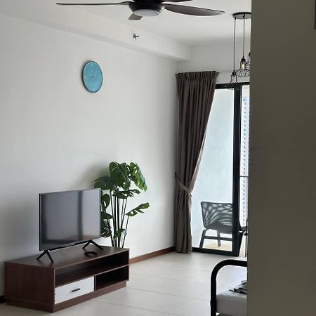 The Landmark Comfort Relax Spacious Sea View By Iz Tanjung Tokong Luaran gambar