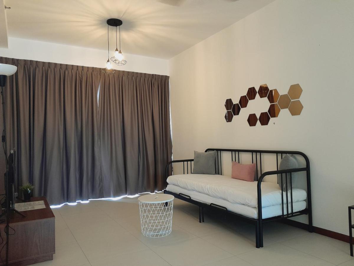 The Landmark Comfort Relax Spacious Sea View By Iz Tanjung Tokong Luaran gambar