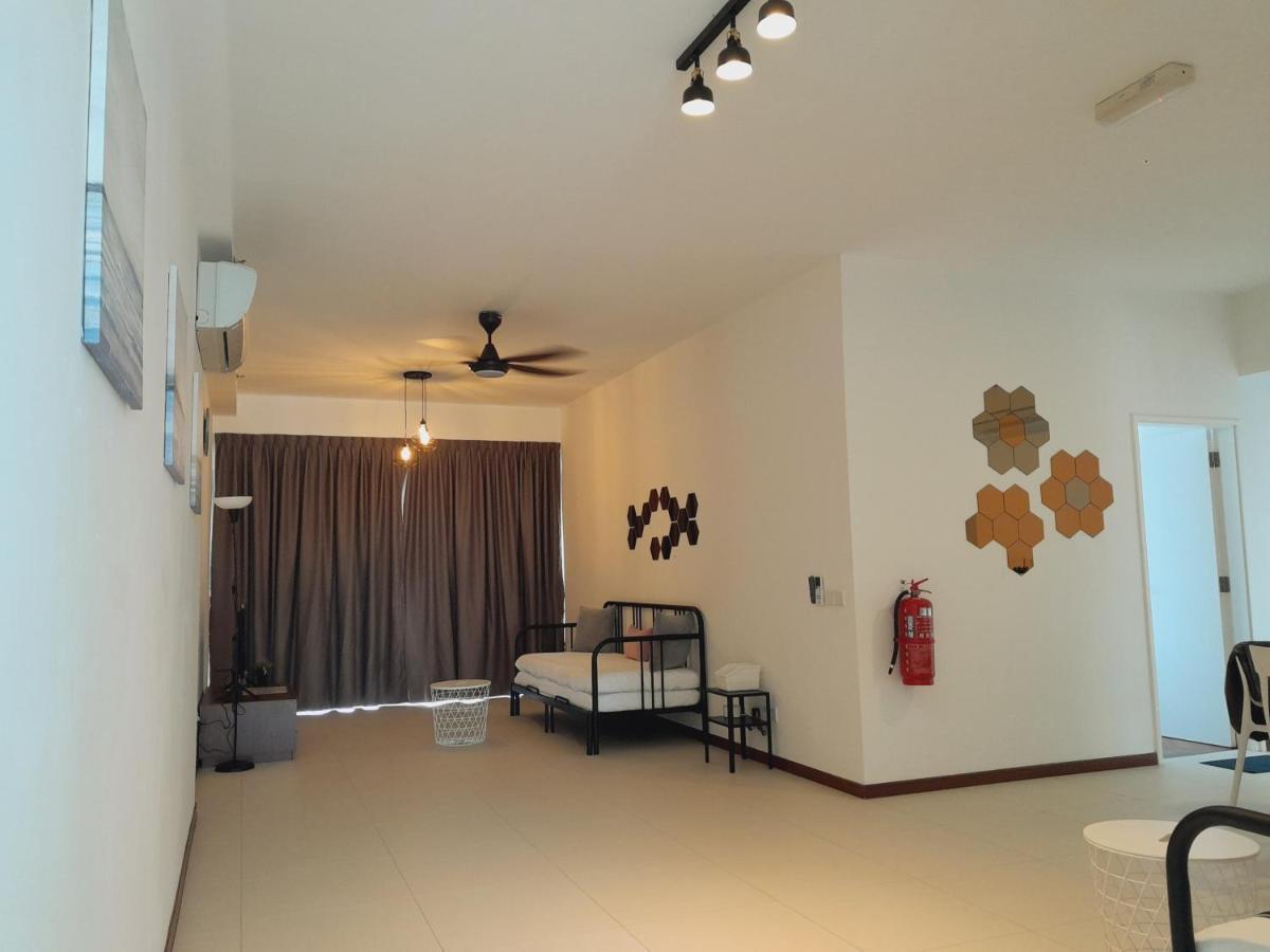 The Landmark Comfort Relax Spacious Sea View By Iz Tanjung Tokong Luaran gambar