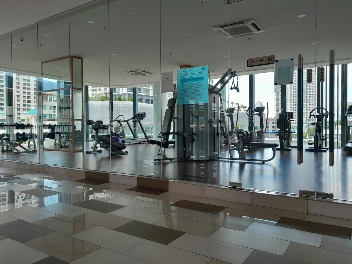 The Landmark Comfort Relax Spacious Sea View By Iz Tanjung Tokong Luaran gambar