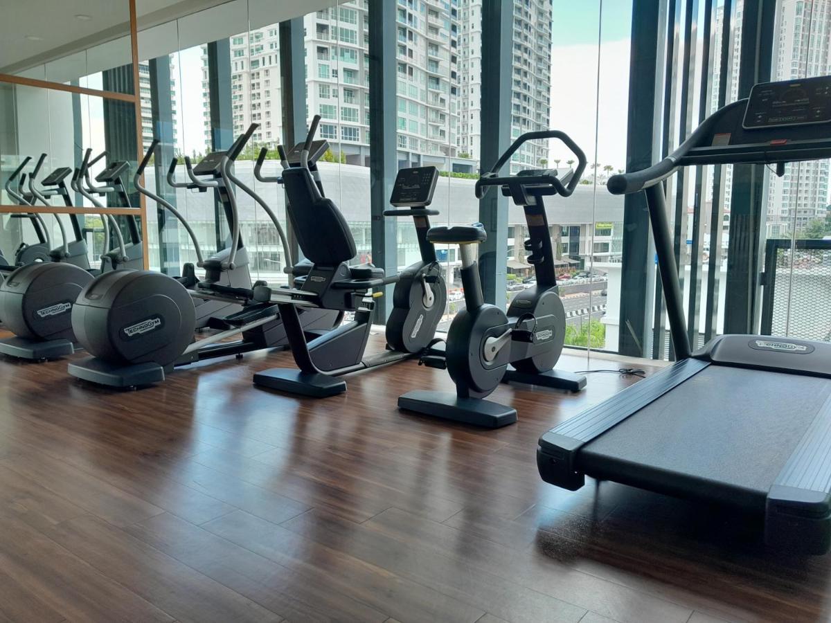 The Landmark Comfort Relax Spacious Sea View By Iz Tanjung Tokong Luaran gambar