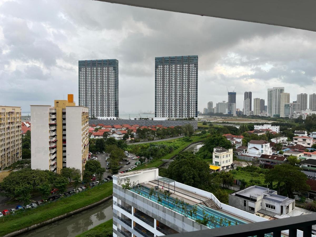 The Landmark Comfort Relax Spacious Sea View By Iz Tanjung Tokong Luaran gambar