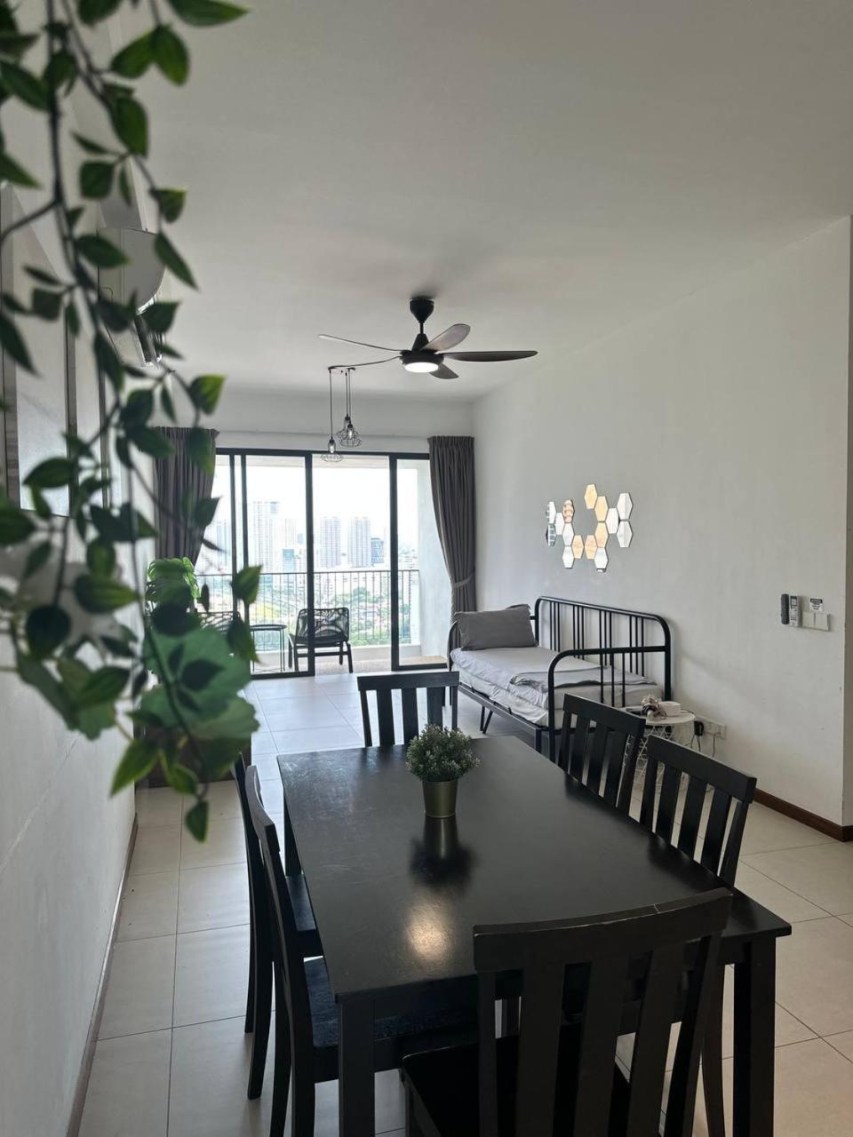 The Landmark Comfort Relax Spacious Sea View By Iz Tanjung Tokong Luaran gambar